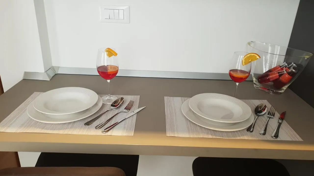 Snc1018 Modern Boutique Apartment Venice