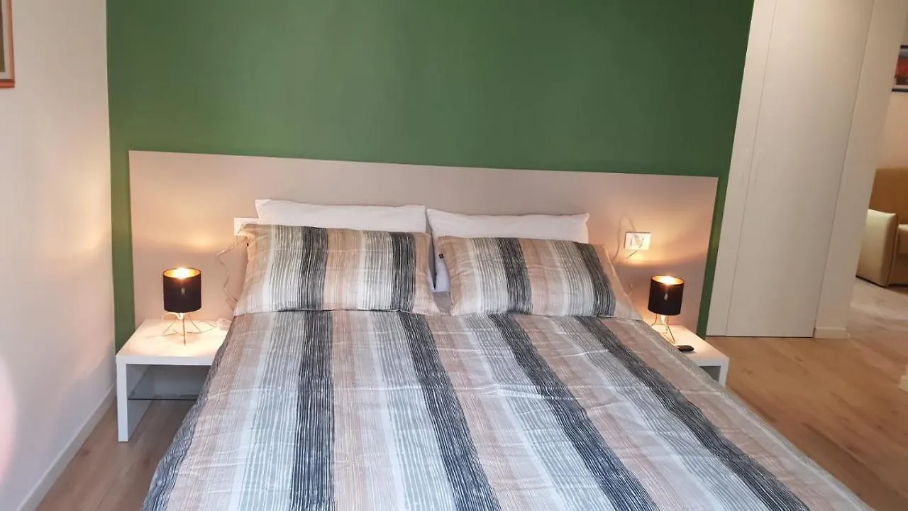 Snc1018 Modern Boutique Apartment Venice